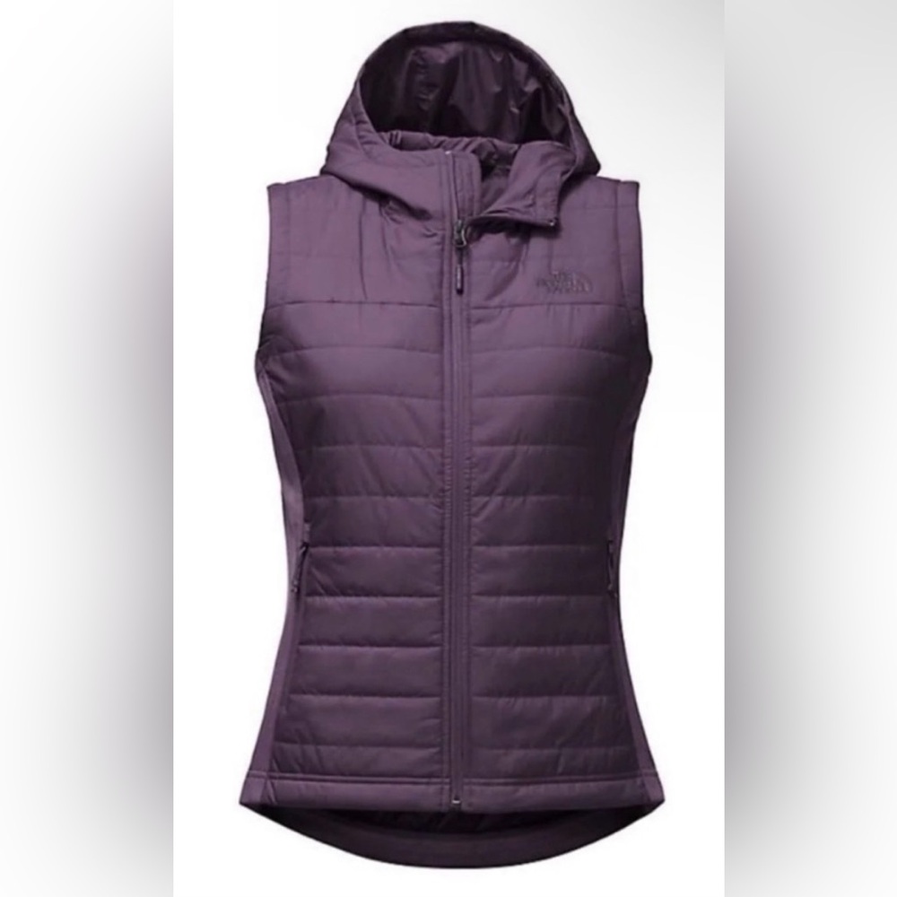 The North Face | Women's Hooded Quilted Vest in Plum Size S